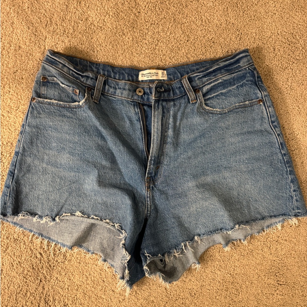 Abercrombie & Fitch The 90s Relaxes Cutoff Shorts in Blue